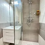 L'escale - 2 Bedrooms - Free Parking & Wifi Grenoble